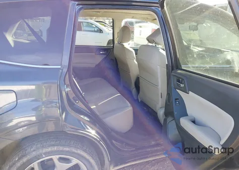 2015 Subaru Forester 2.5I Touring z USA, uszkodzony, nr VIN JF2SJAWC7FH801064